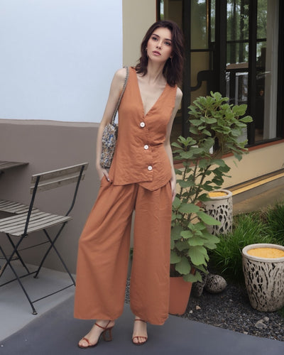 Camila Pant