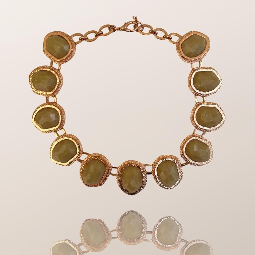 Elvia Necklace